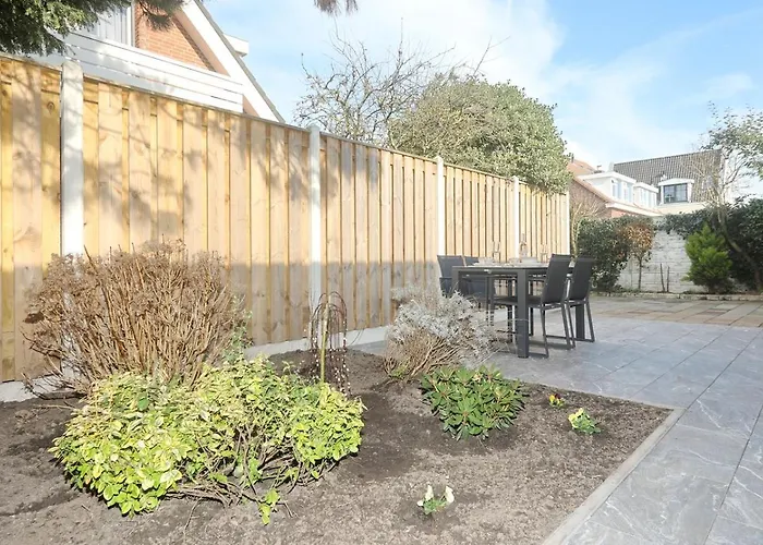 Steenhof House بيت للعطل *