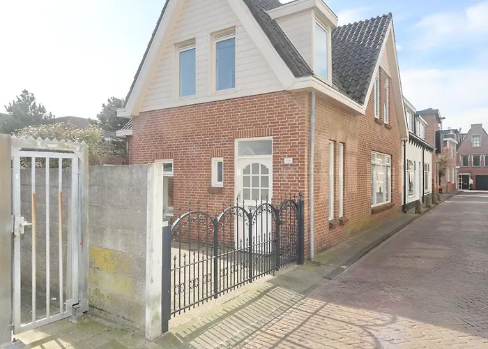 Semesterbostad Steenhof House *